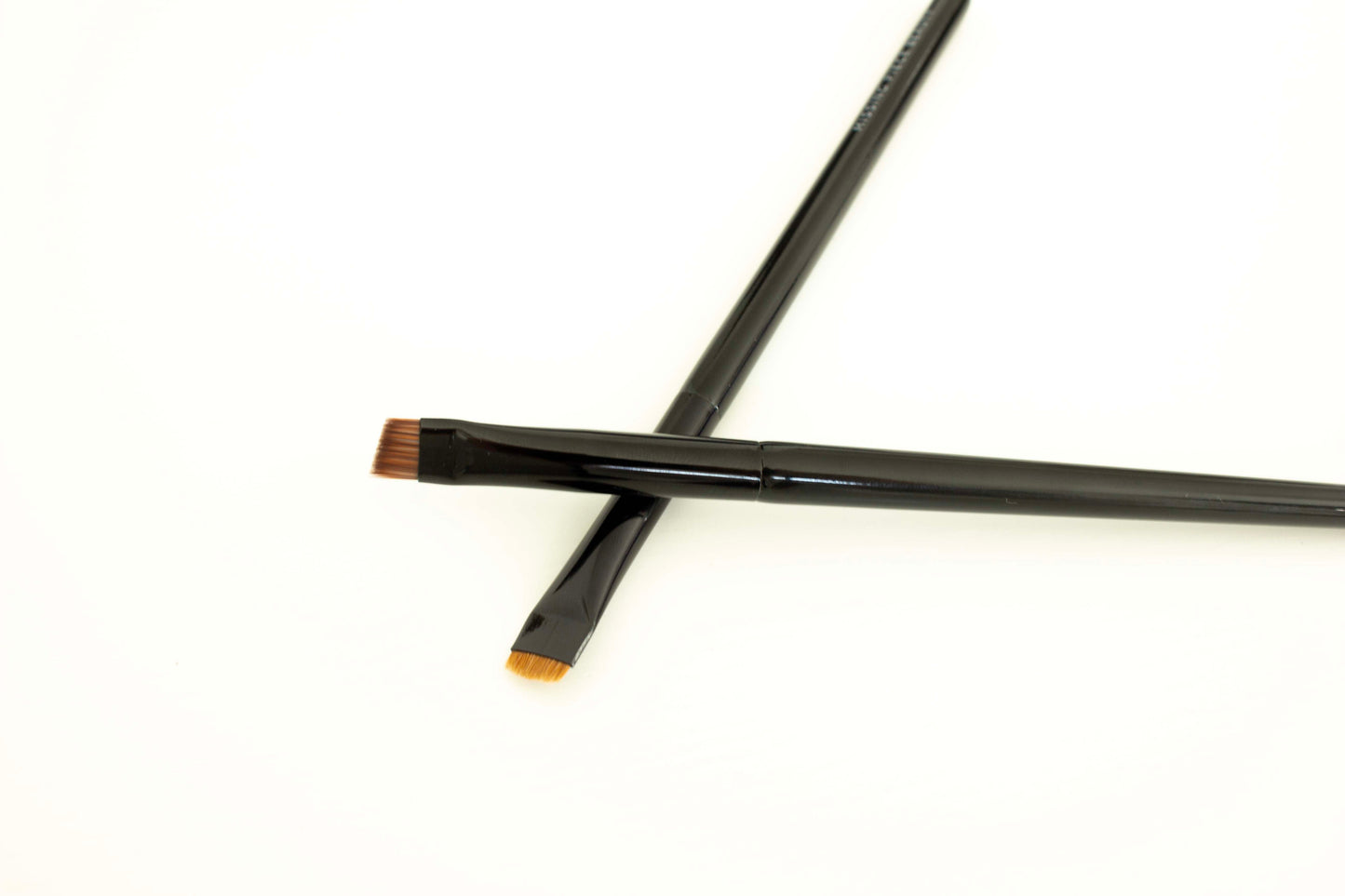 MP01 & MP02 eyebrow/eyeshadow brushes