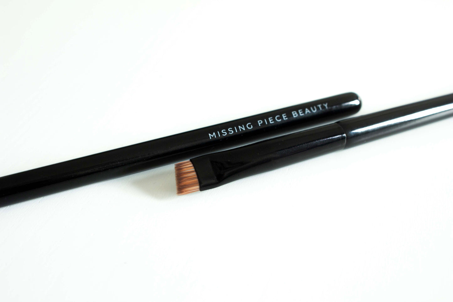 MP01 & MP02 eyebrow/eyeshadow brushes